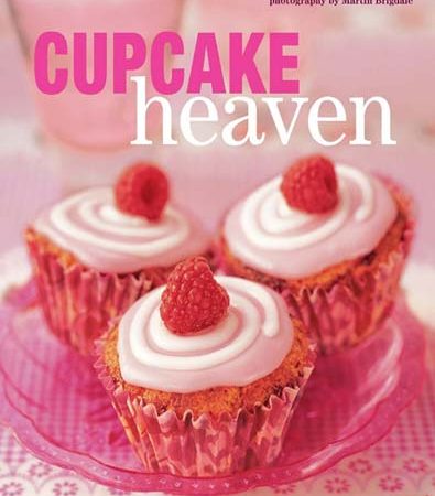 Cupcake_Heaven_by_Susannah_Blake.jpg